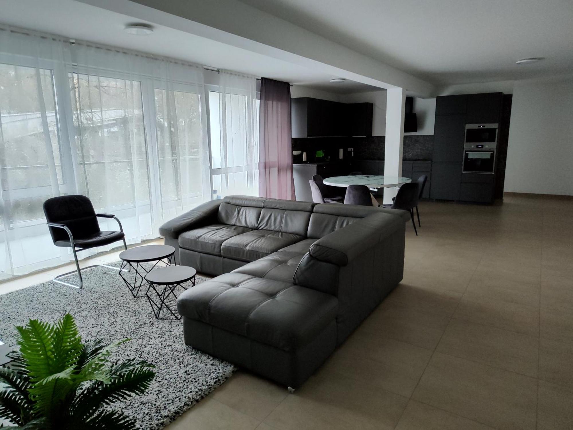Hotel Valley Of Business Frankfurt-Airport - Grey Label Penthouse هوفهايم آم تاونوس المظهر الخارجي الصورة
