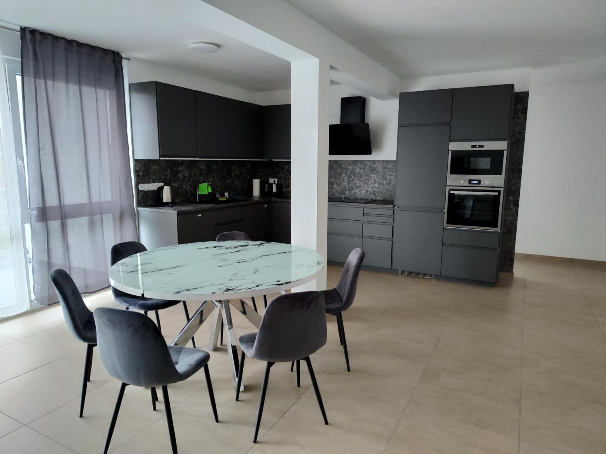 Hotel Valley Of Business Frankfurt-Airport - Grey Label Penthouse هوفهايم آم تاونوس المظهر الخارجي الصورة